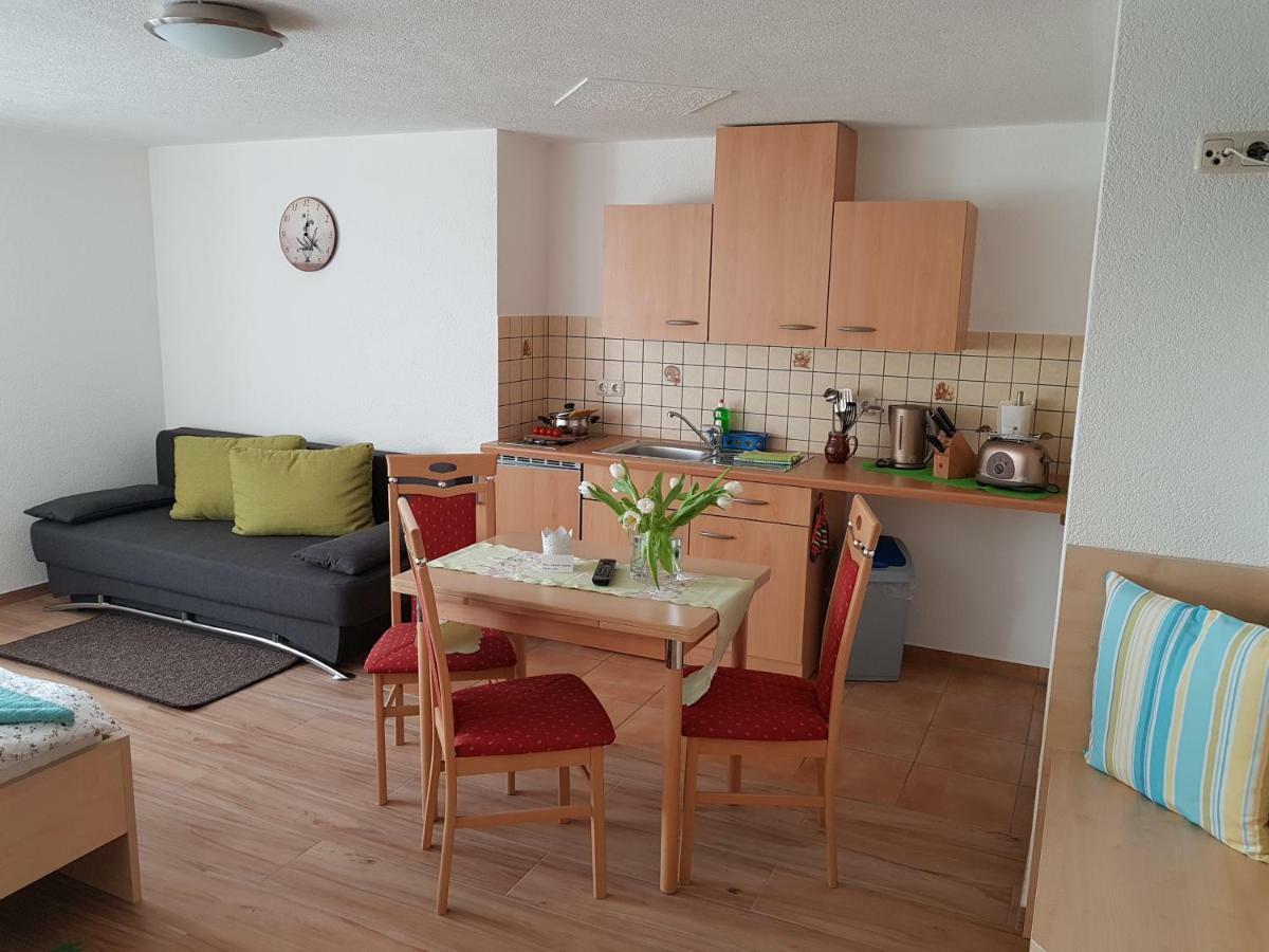 Dreibettzimmer